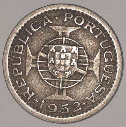 1952 - 2.5 ESCUDOS - MOZAMBIQUE - (Copper-Nickel) KM#78